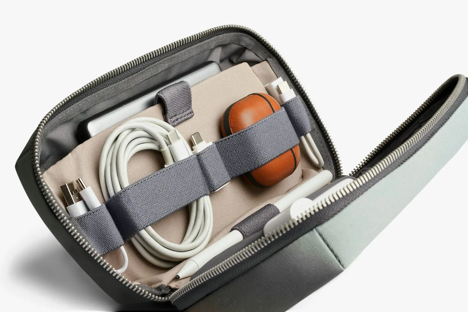 Bellroy Tech Kit Eucalyptus