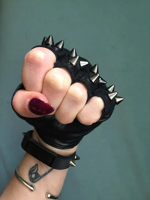 Black Leather Gloves w 3 Gun Metal Spikes
