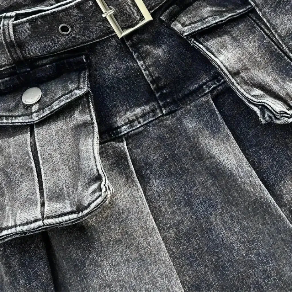 Mini mid-waist denim skirt